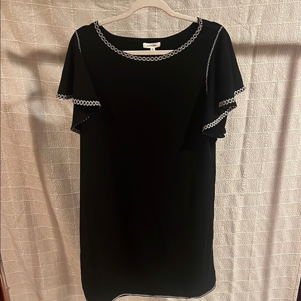 Max Studio Black Sheath Dress Flutter Sleeve Crew Neck
